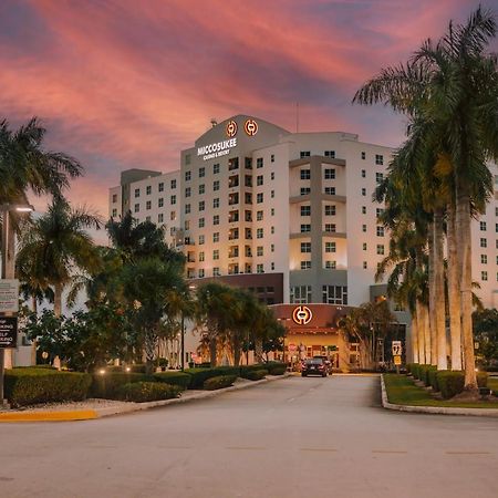 Miccosukee Casino & Resort (Adults Only) Tamiami Екстериор снимка