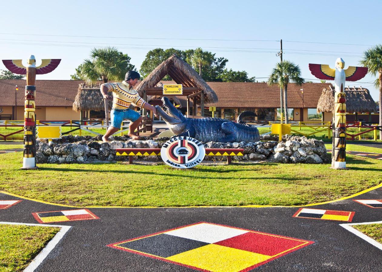 Miccosukee Casino & Resort (Adults Only) Tamiami Екстериор снимка