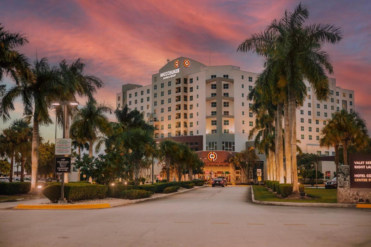 Miccosukee Casino & Resort (Adults Only) Tamiami Екстериор снимка